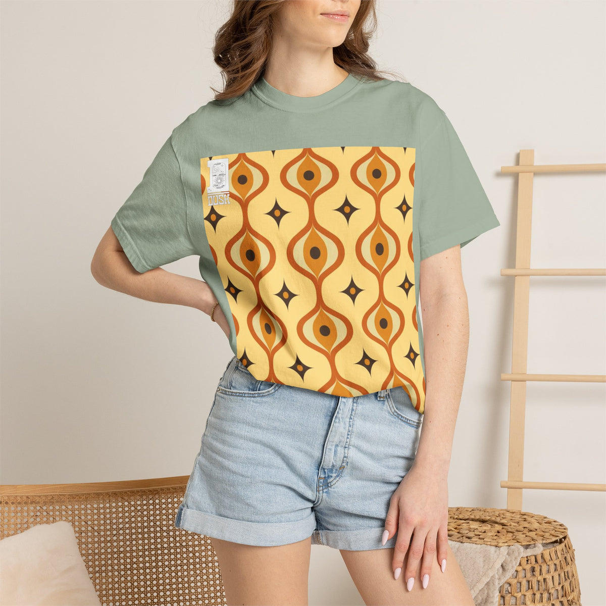 Retro 70s Groovy Pattern T-Shirt | Comfort Colors Garment-Dyed Tee